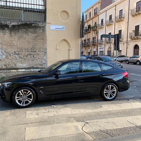 Due Cani Apartment Palermo Eksteriør bilde